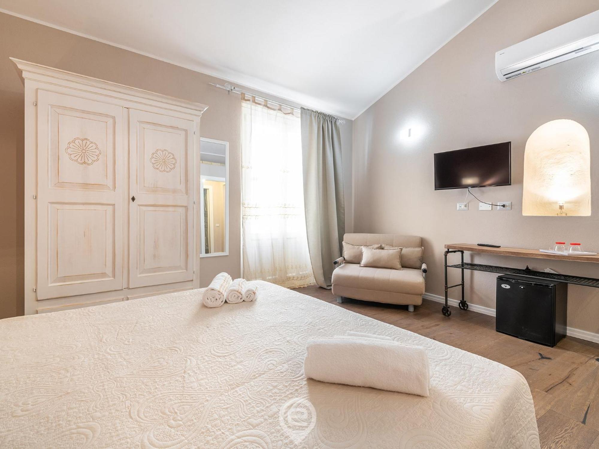 Promenade Boutique Rooms - City Centre Cagliari Exterior foto